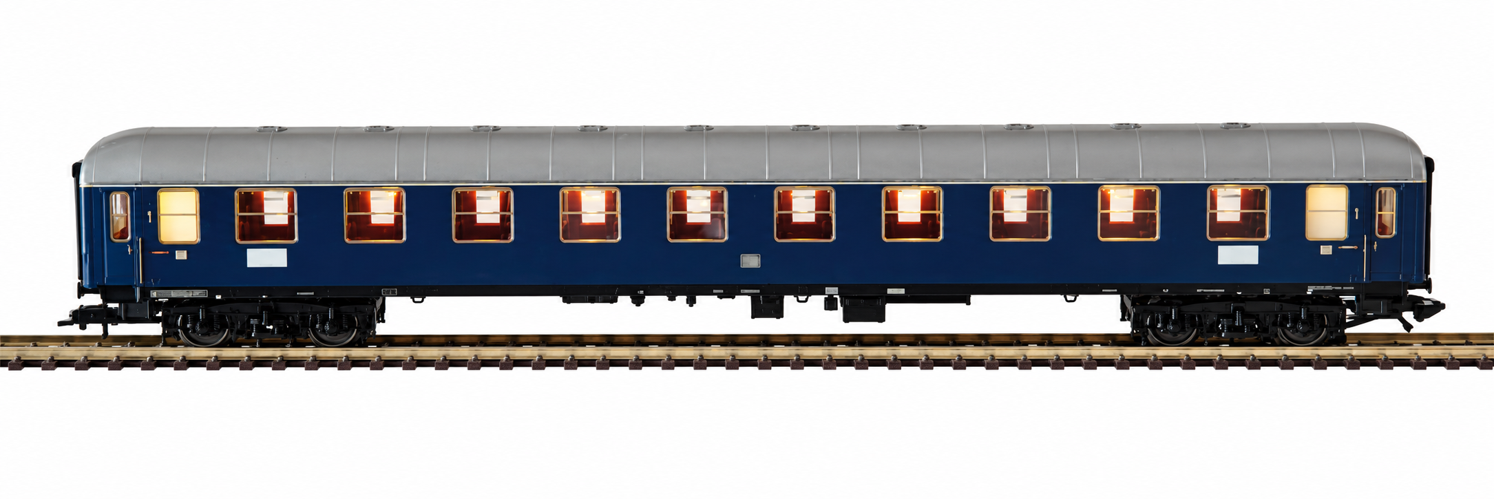 LED interior lighting in a Märklin 28.2 cm 1st-class 10-compartment coach, H0