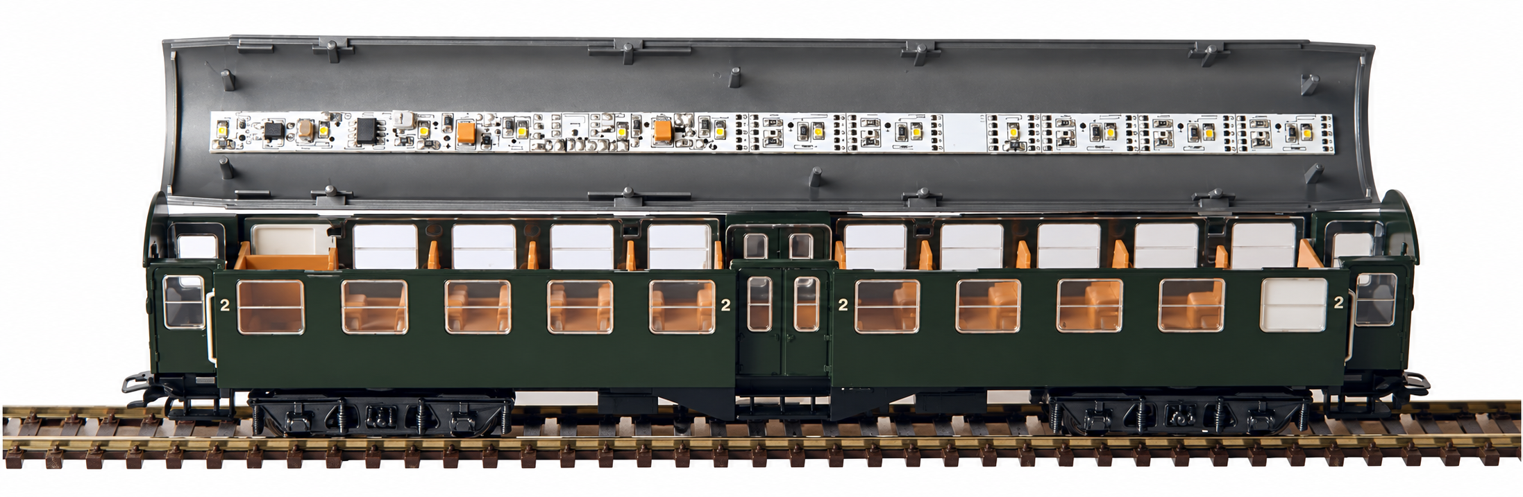 Interior lighting in a four-axle Märklin rebuilt coach, H0